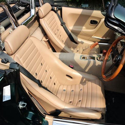 Nakamae Type-R Seat
