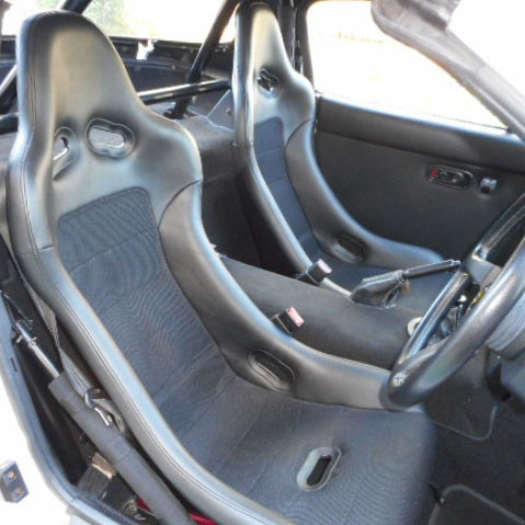 Car Make Corn's Leather & Mesh Racing Seat